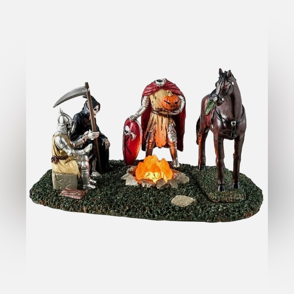 Lemax Spooky Town Cursed
Campfire